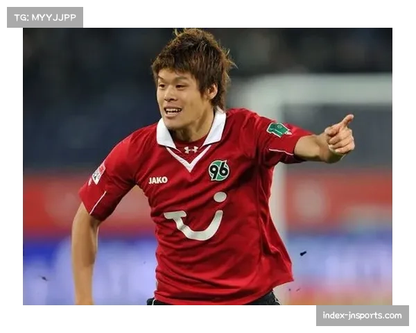 梅首发助阵奥克兰，酒井宏树对垒古德温引关注