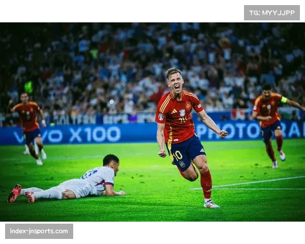 莱比锡中场韦德劳戈获多家顶级球会询价，但专注现球队